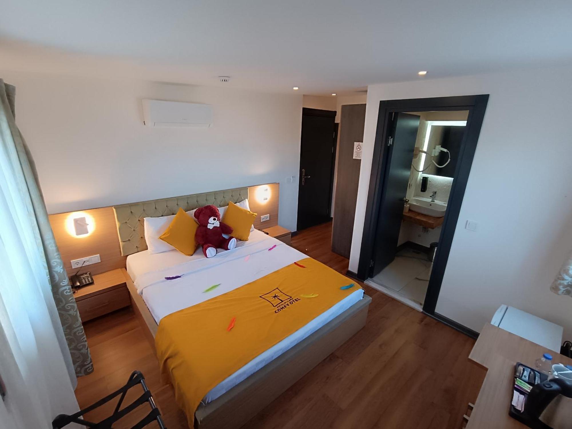 Comfy Otel Antalya Lara Exterior photo