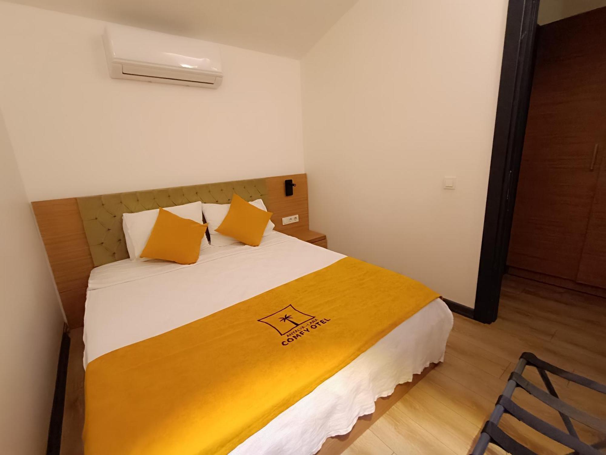 Comfy Otel Antalya Lara Exterior photo