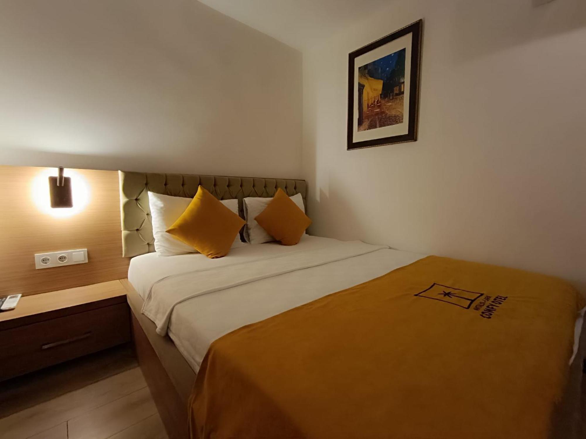 Comfy Otel Antalya Lara Exterior photo