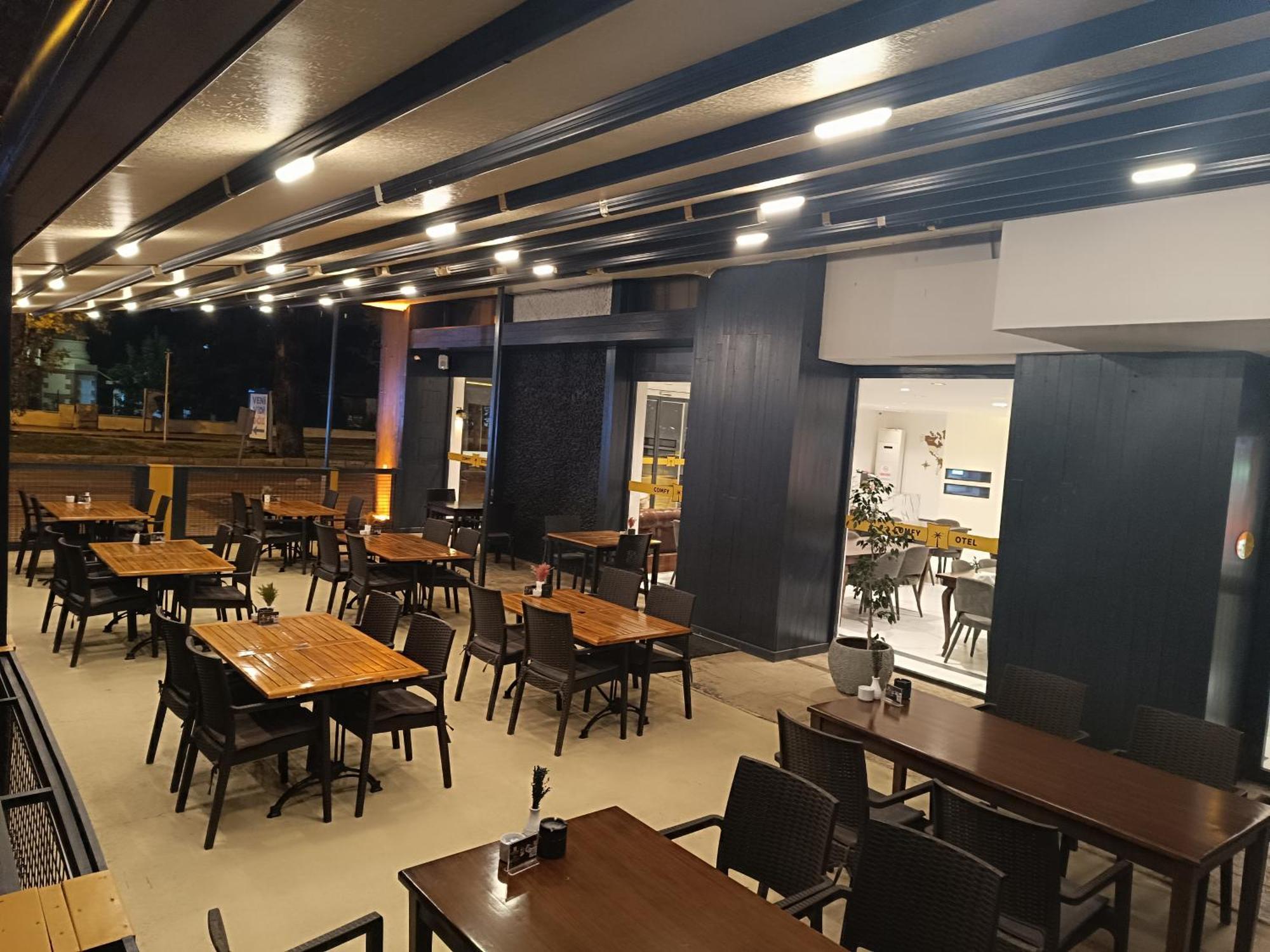 Comfy Otel Antalya Lara Exterior photo